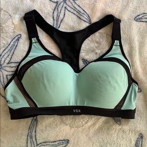 EUC Victoria’s Secret Sport VSX Sports Bra